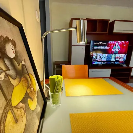 New Hala Wifi 70'tv Netflix Hbo Max Applettv+ Varşova