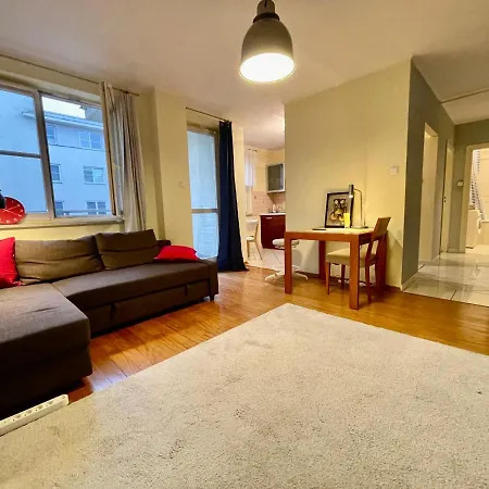 New Hala Wifi 70'tv Netflix Hbo Max Applettv+ Apartment