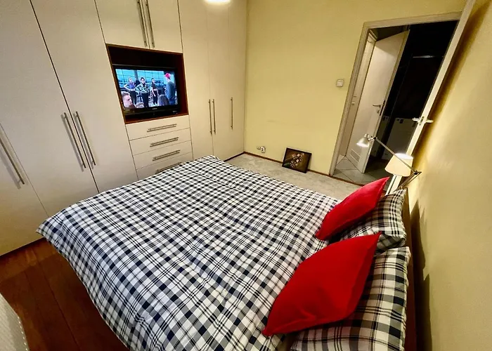 Apartman New Hala Wifi 70'tv Netflix Hbo Max Applettv+ *