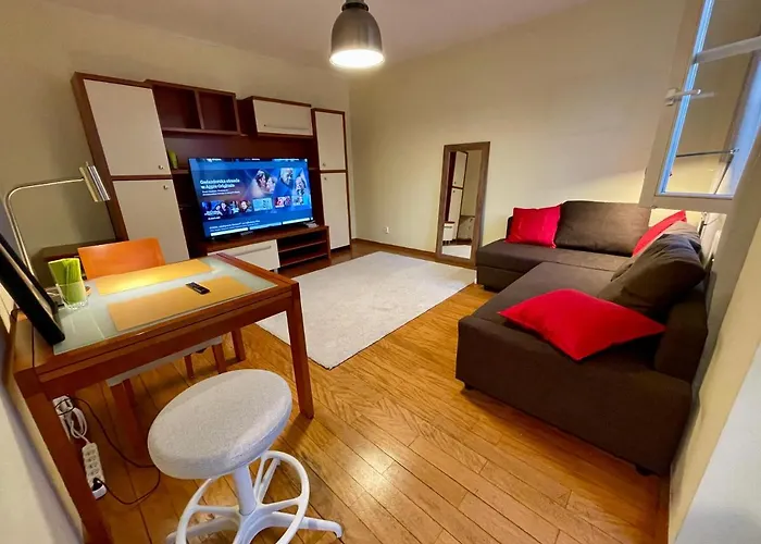 Apartman New Hala Wifi 70'tv Netflix Hbo Max Applettv+