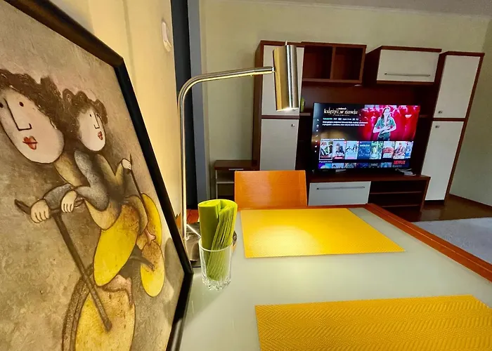 New Hala Wifi 70'tv Netflix Hbo Max Applettv+ Varsó