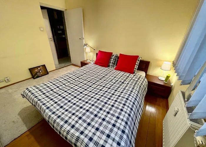 Apartman New Hala Wifi 70'tv Netflix Hbo Max Applettv+ Varsó