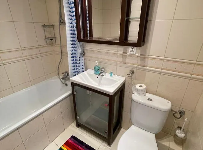 Apartman New Hala Wifi 70'tv Netflix Hbo Max Applettv+ Varsó