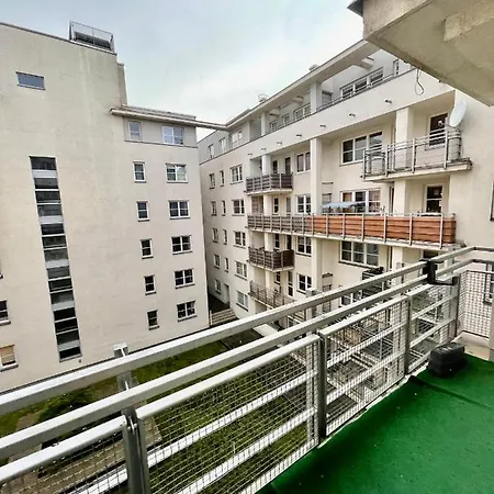 Apartmán New Hala Wifi 70'tv Netflix Hbo Max Applettv+