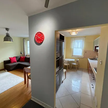 New Hala Wifi 70'tv Netflix Hbo Max Applettv+ Apartmán Varšava